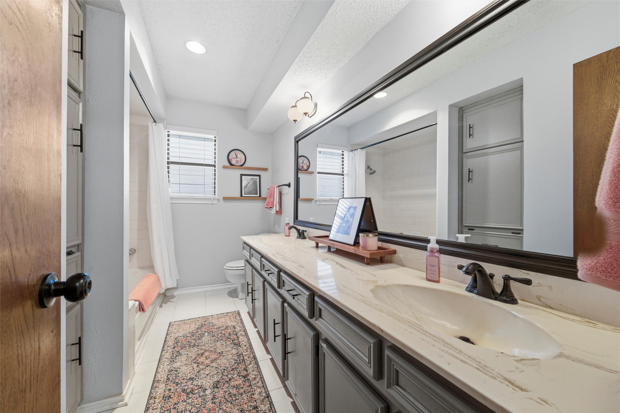 805 Cove Hollow Irving TX 75060