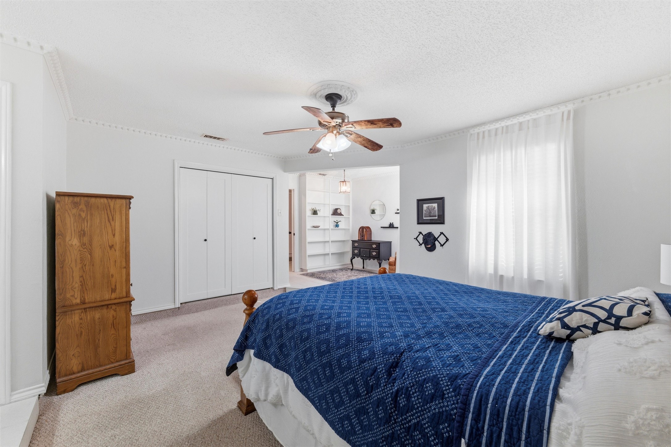 805 Cove Hollow Irving TX 75060