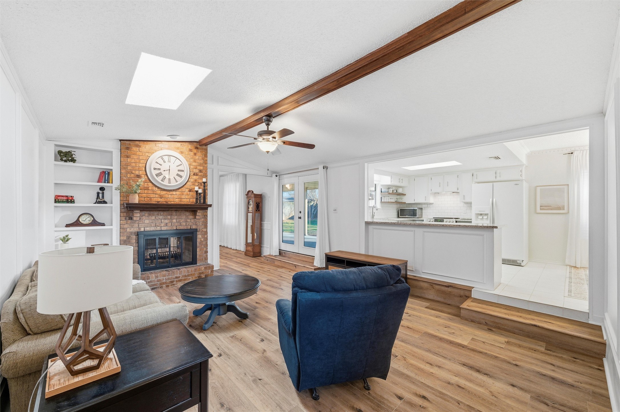 805 Cove Hollow Irving TX 75060