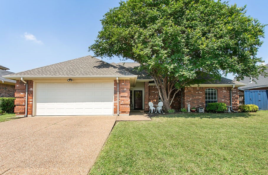 7655 Crosstimbers Lane North Richland Hills TX 76182