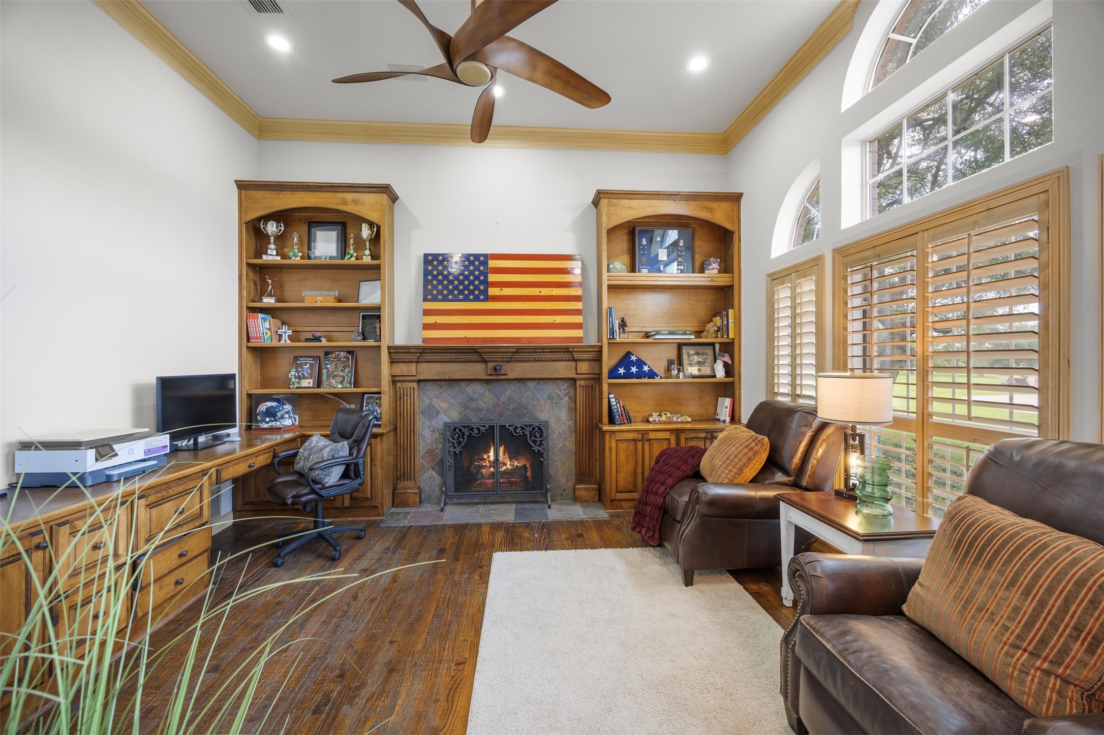 6050 Oak Hollow Drive Burleson TX 76028