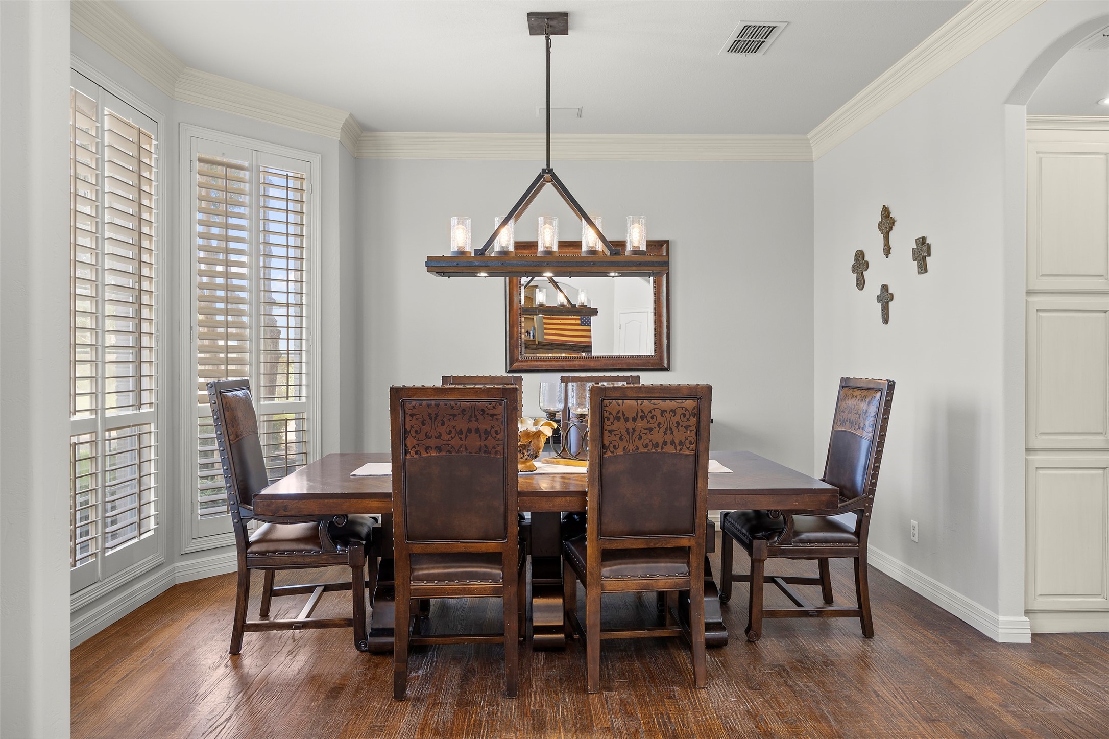 6050 Oak Hollow Drive Burleson TX 76028