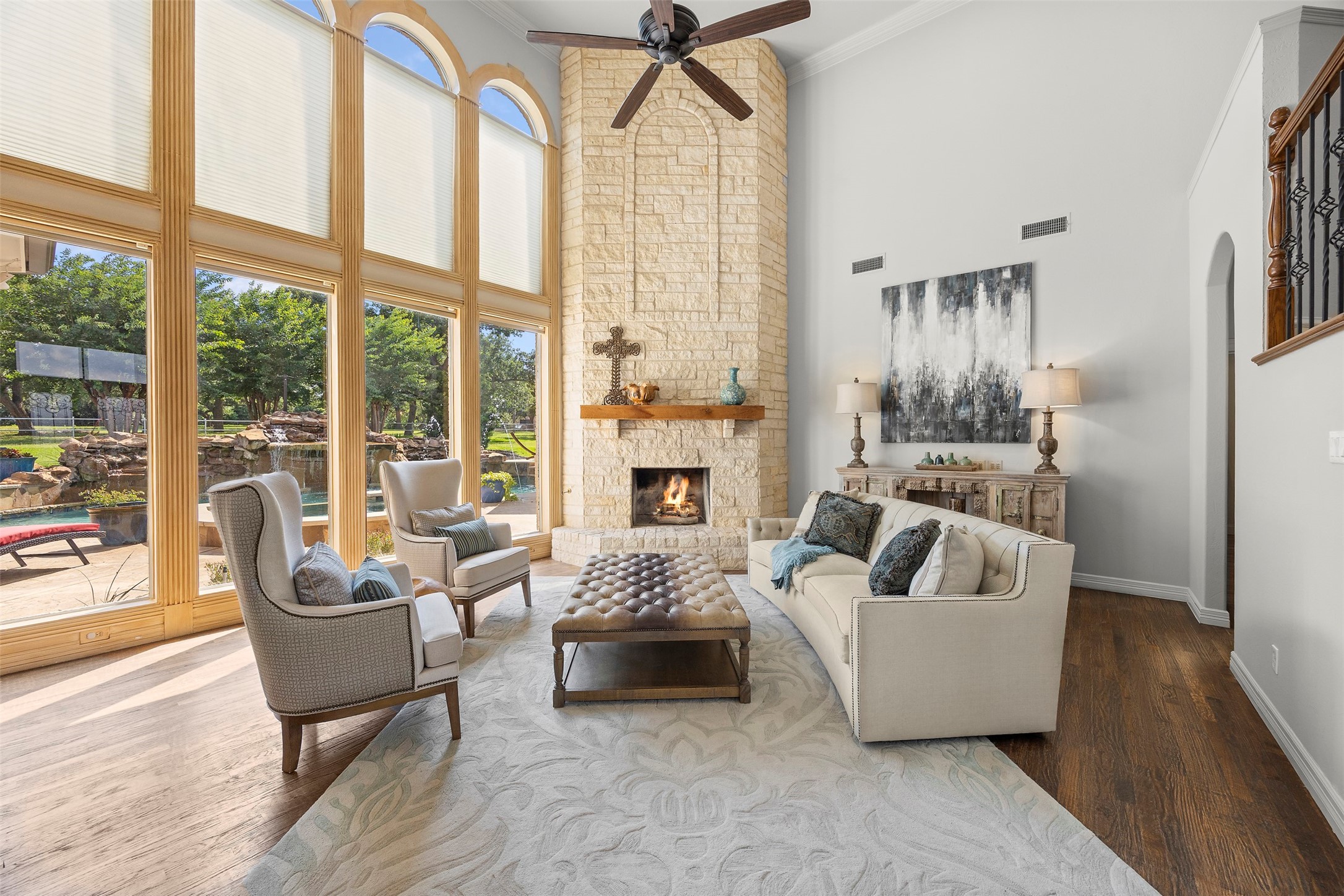 6050 Oak Hollow Drive Burleson TX 76028