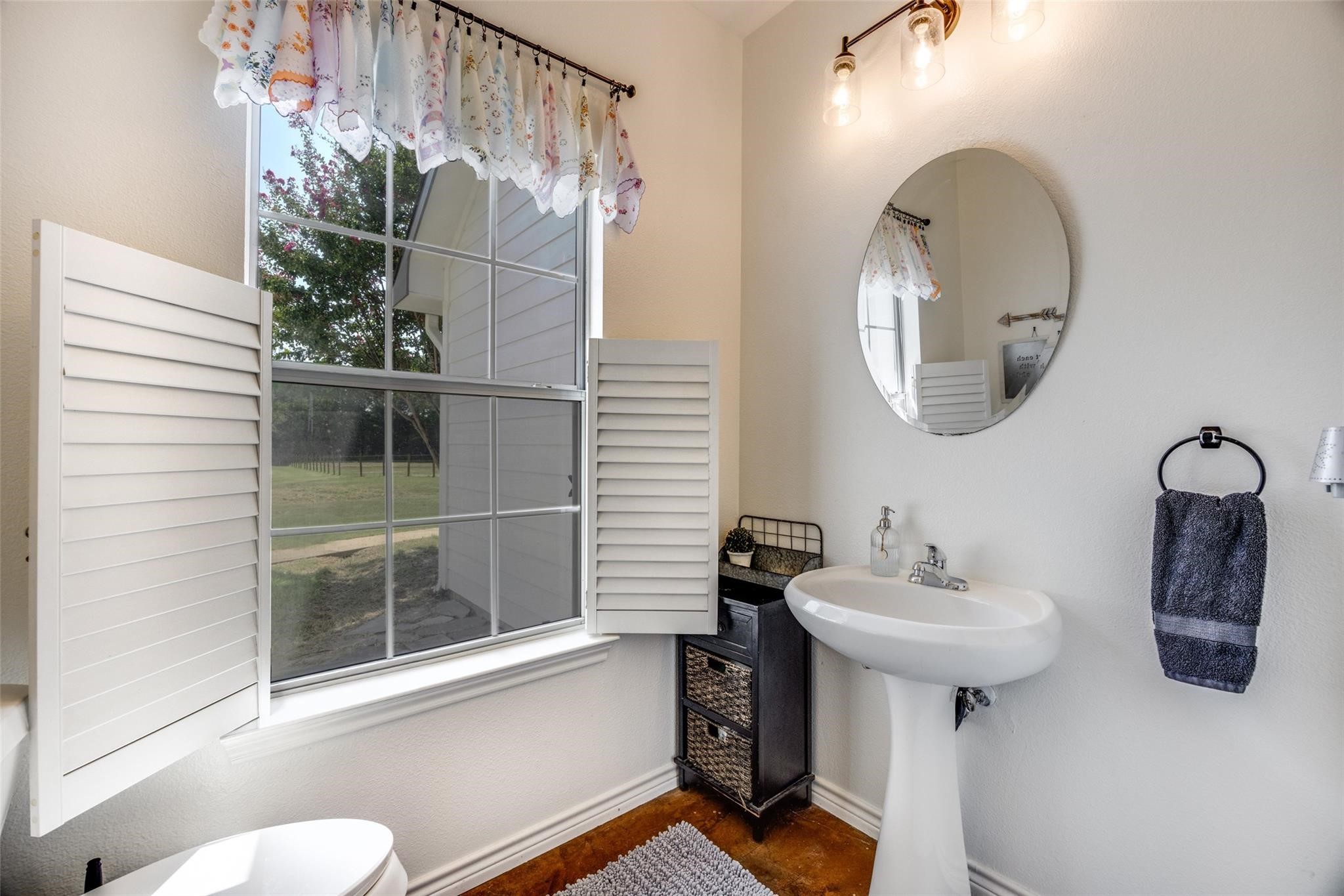 899 County Road 1555 Bonham TX 75418