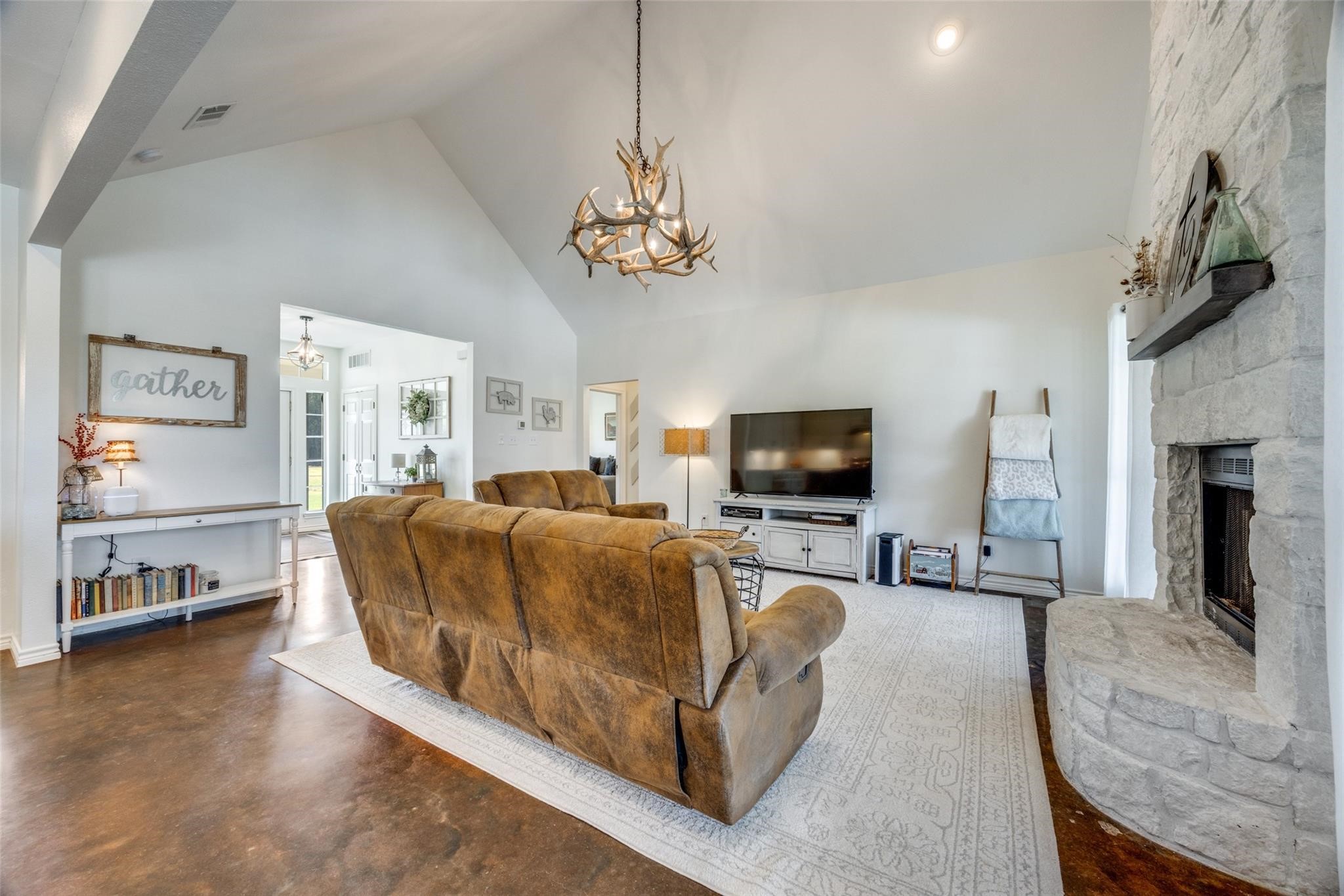 899 County Road 1555 Bonham TX 75418