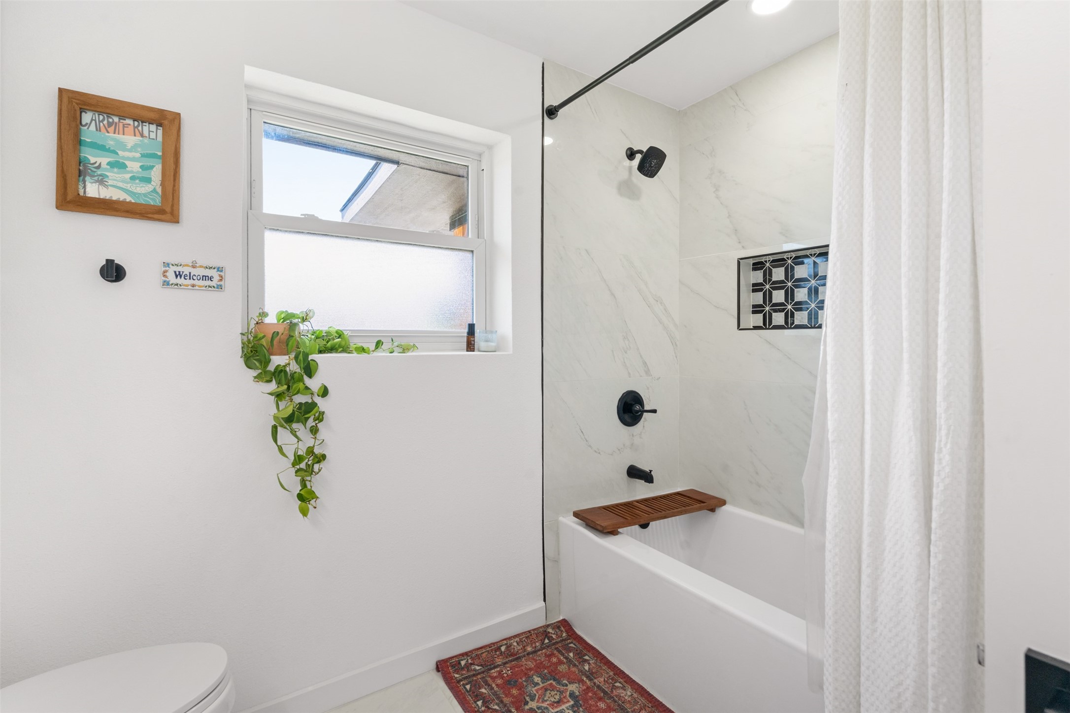 2321 Hartline Drive Dallas TX 75228