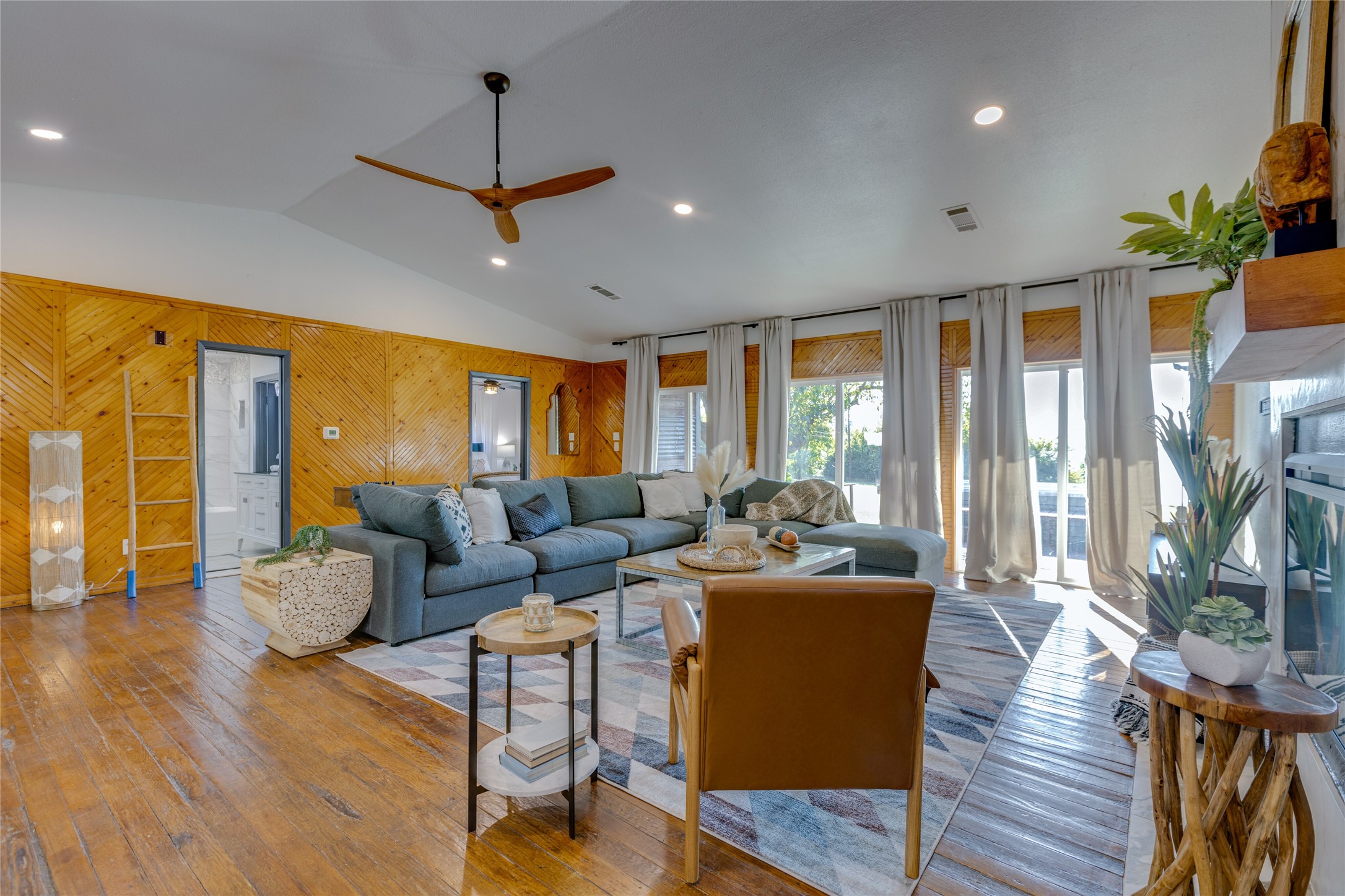 7404 County Road 964 Nevada TX 75173