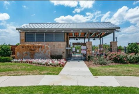 2409 Buelingo Lane Fort Worth TX 76131