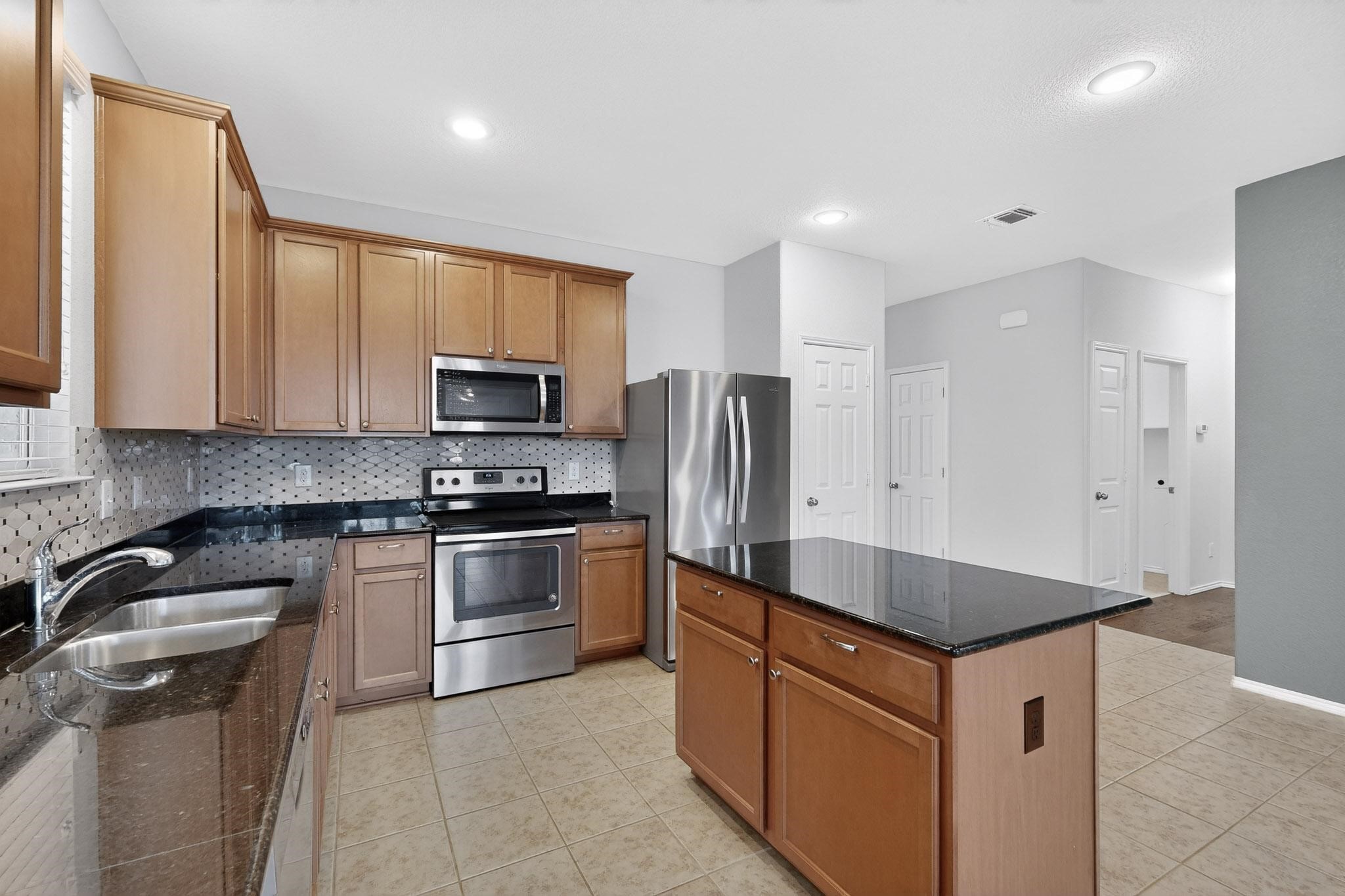 2409 Buelingo Lane Fort Worth TX 76131