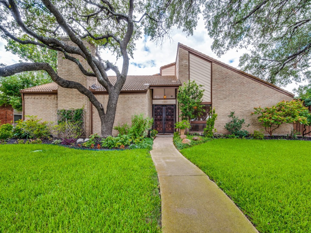 10259 Chimney Hill Lane Dallas TX 75243