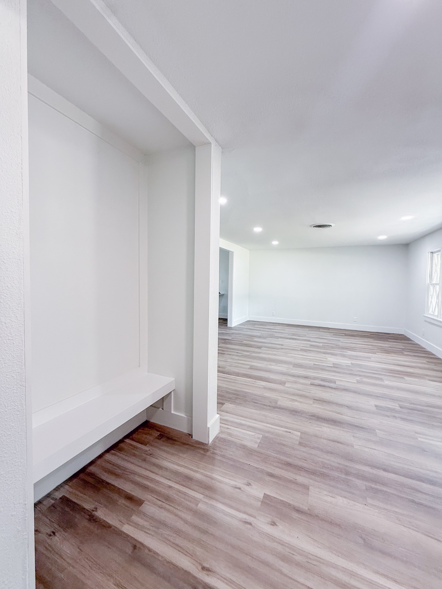 5808 Wales Avenue Fort Worth TX 76133