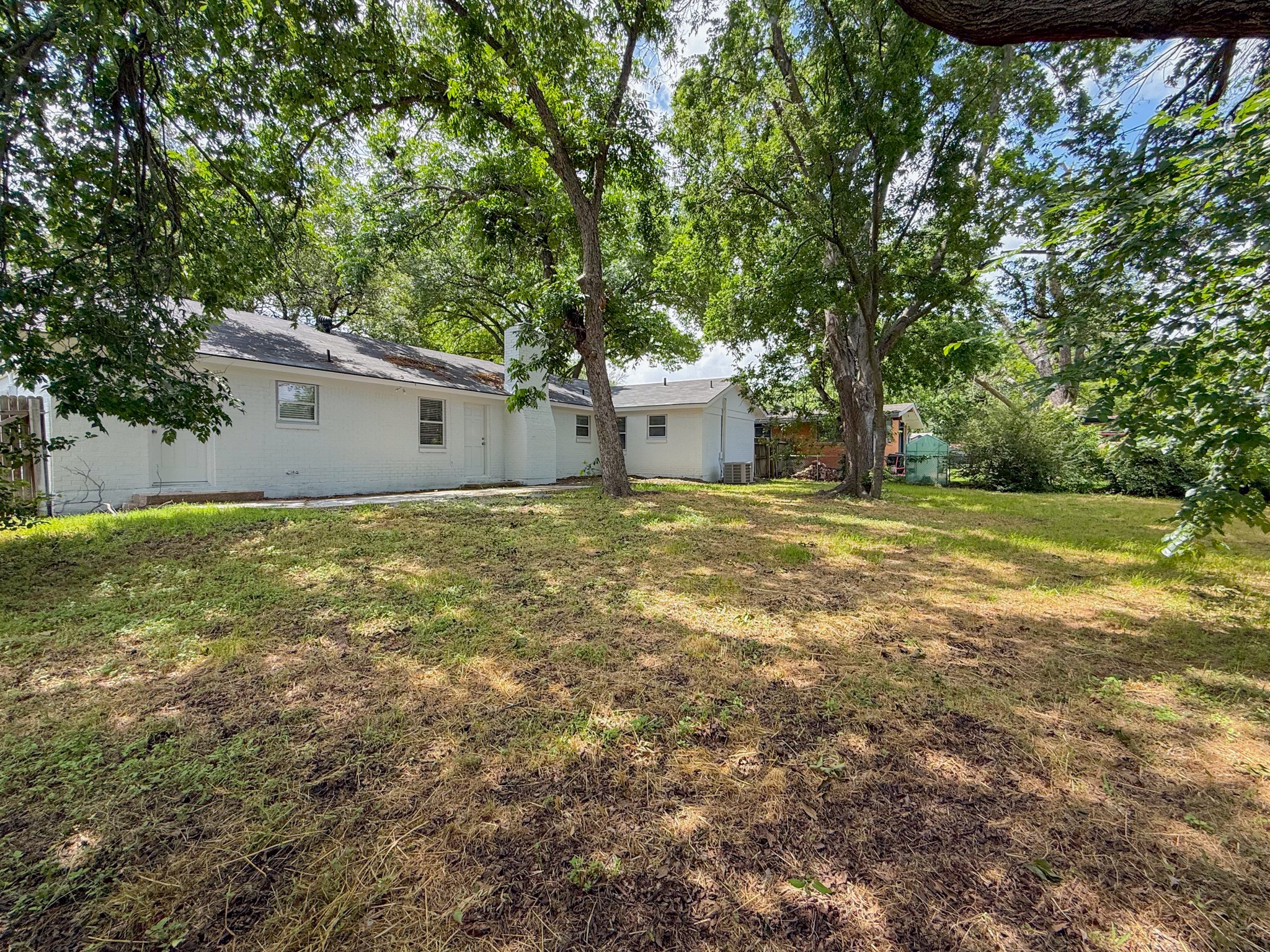 5808 Wales Avenue Fort Worth TX 76133