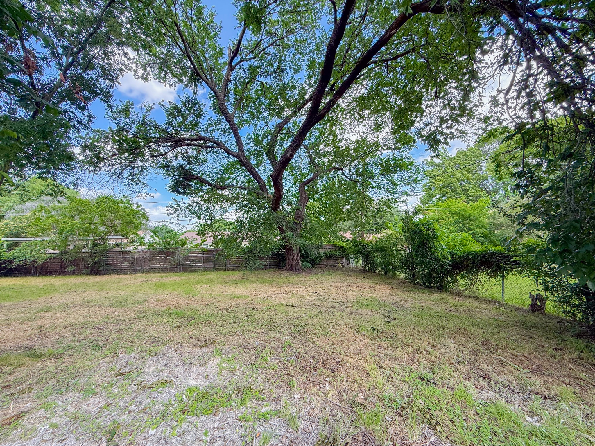 5808 Wales Avenue Fort Worth TX 76133
