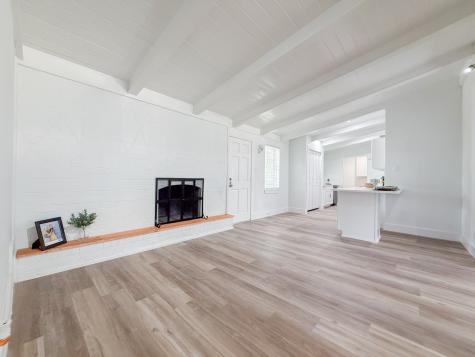 5808 Wales Avenue Fort Worth TX 76133