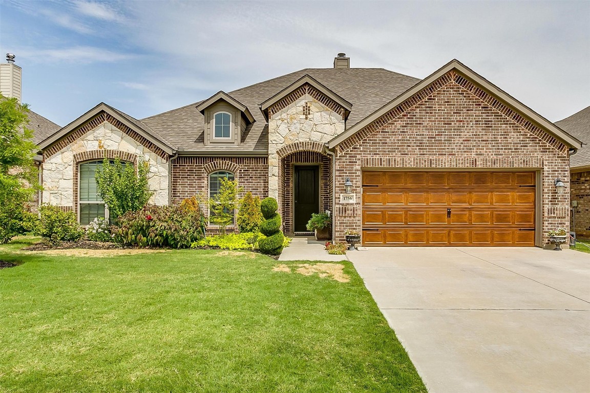 1756 Stillwater Drive Burleson TX 76028