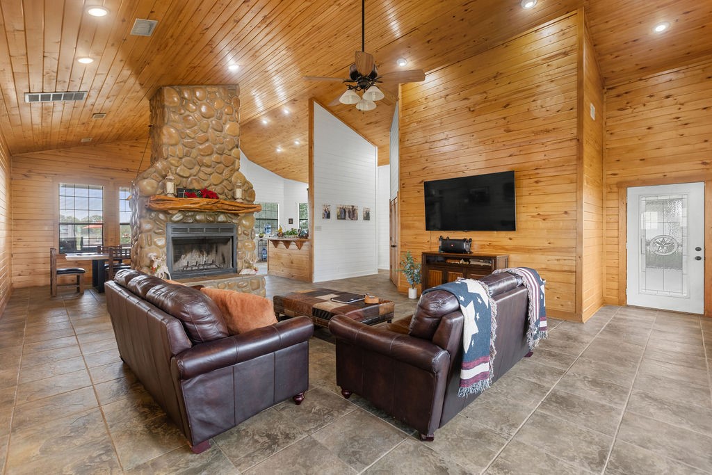 1671 Terry Lane Sherman TX 75092