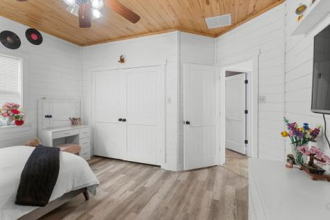 1671 Terry Lane Sherman TX 75092