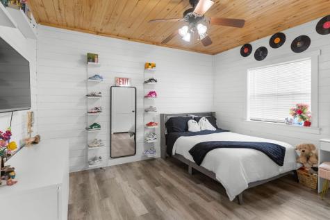 1671 Terry Lane Sherman TX 75092
