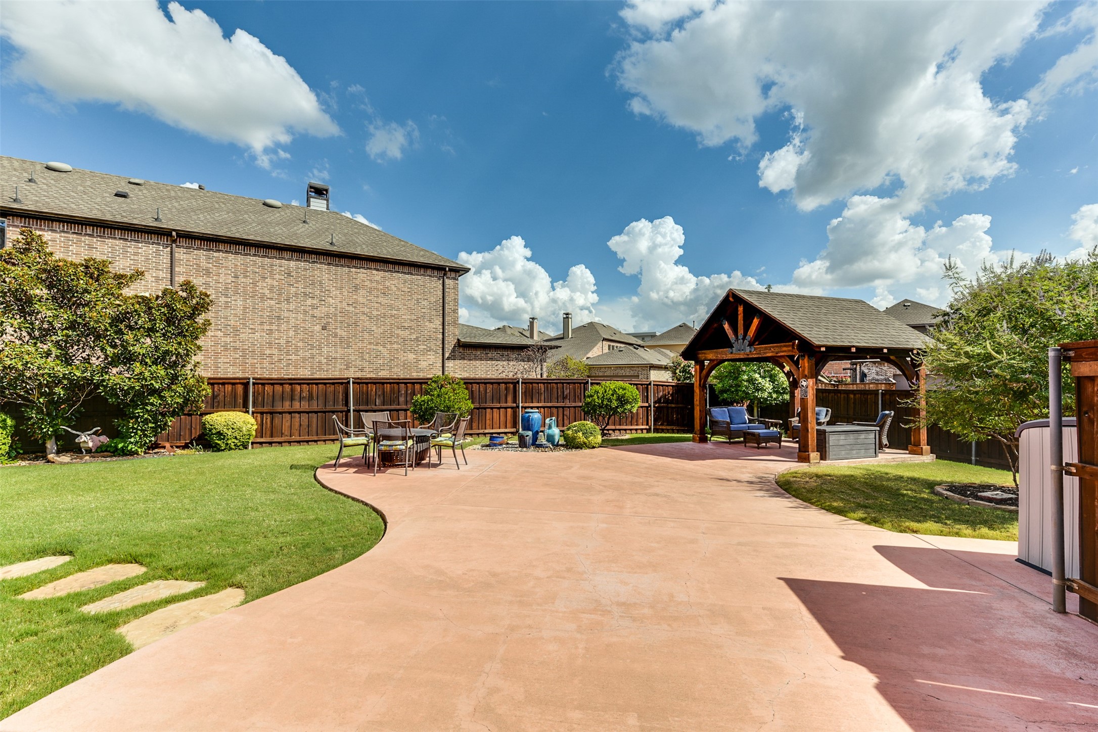 1028 Lone Ivory Trail Arlington TX 76005