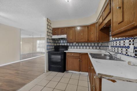 1109 Montclair Drive Garland TX 75040