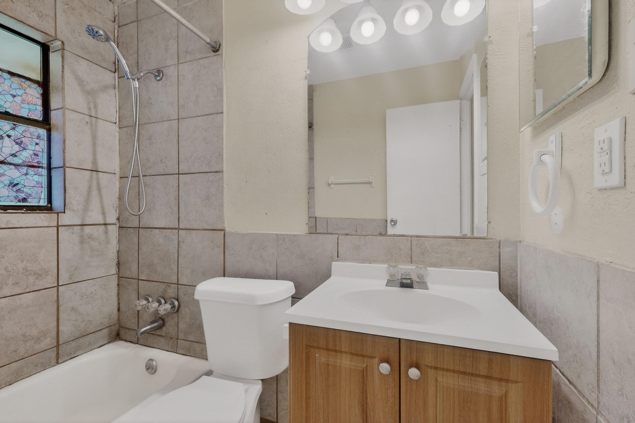 1109 Montclair Drive Garland TX 75040