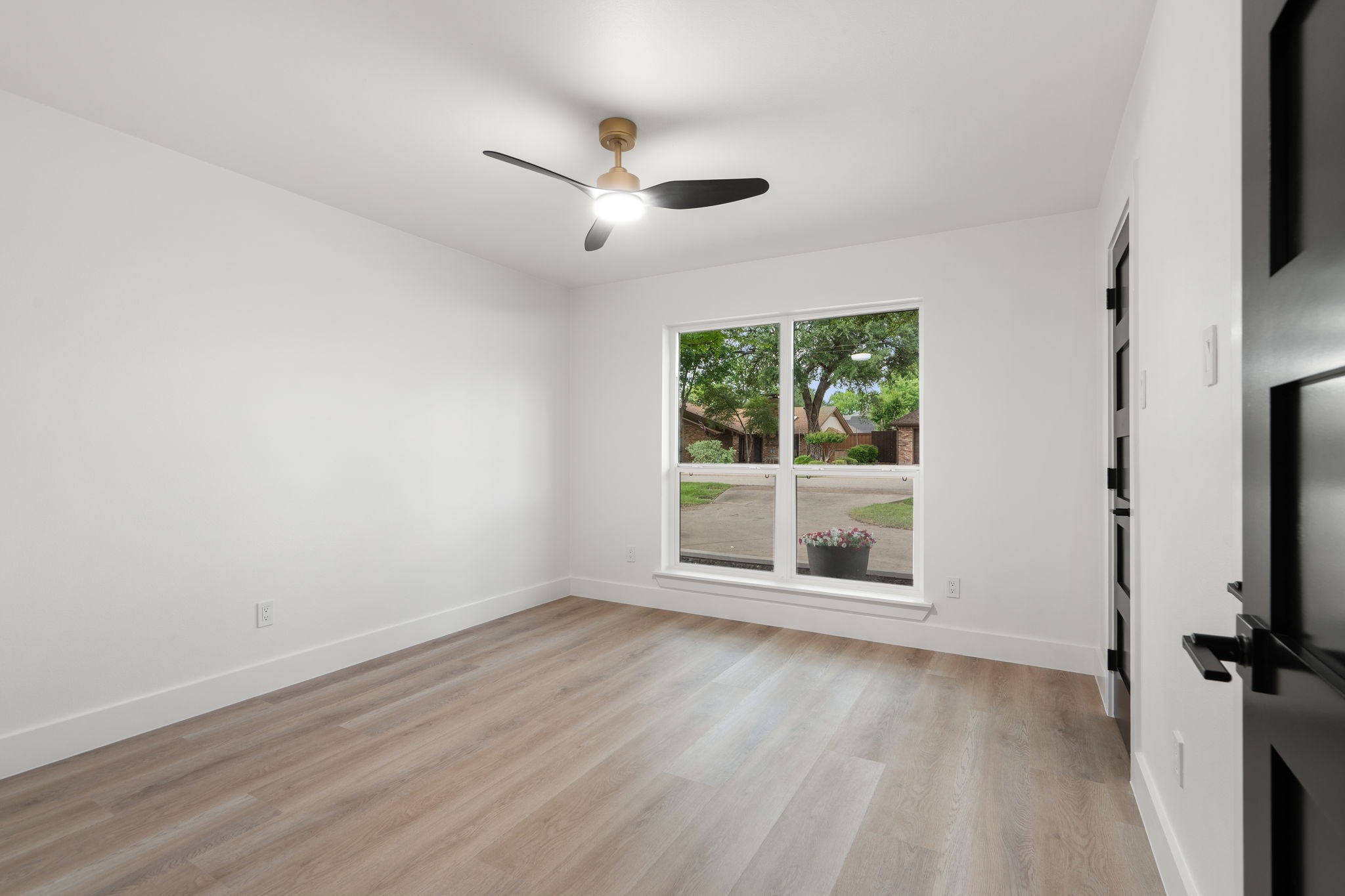 6606 Sawmill Road Dallas TX 75252