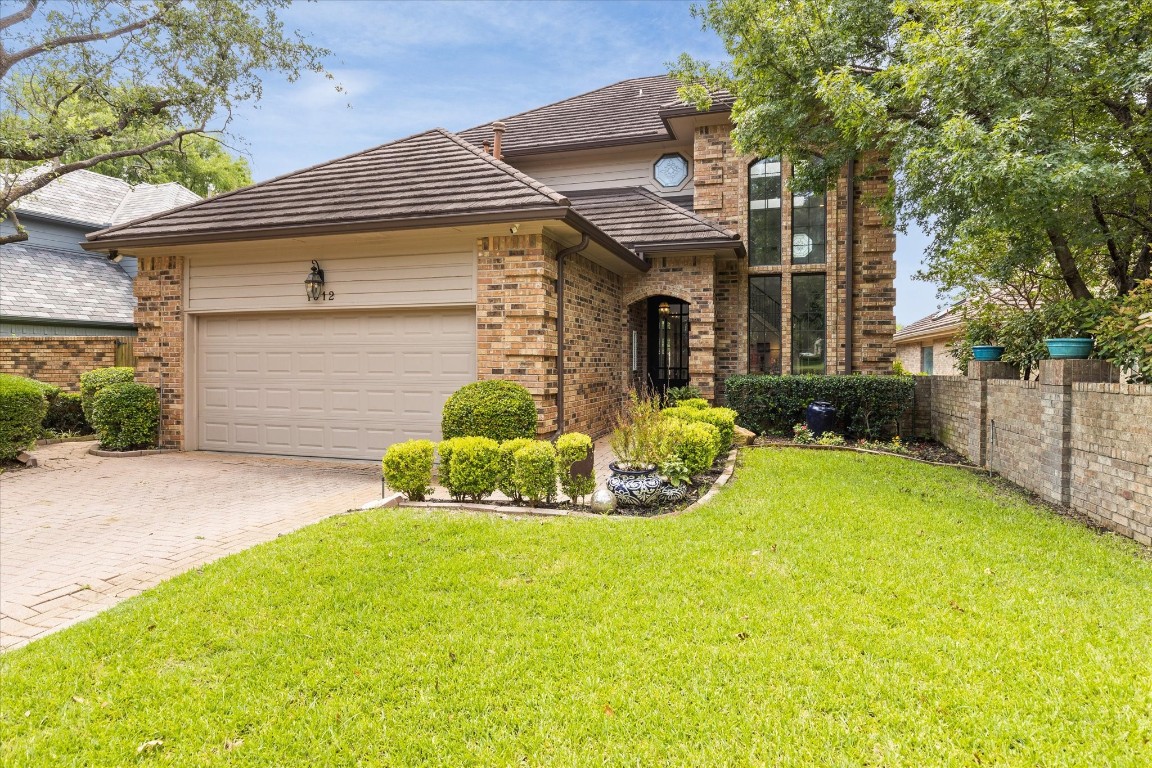 1912 Crockett Circle Irving TX 75038