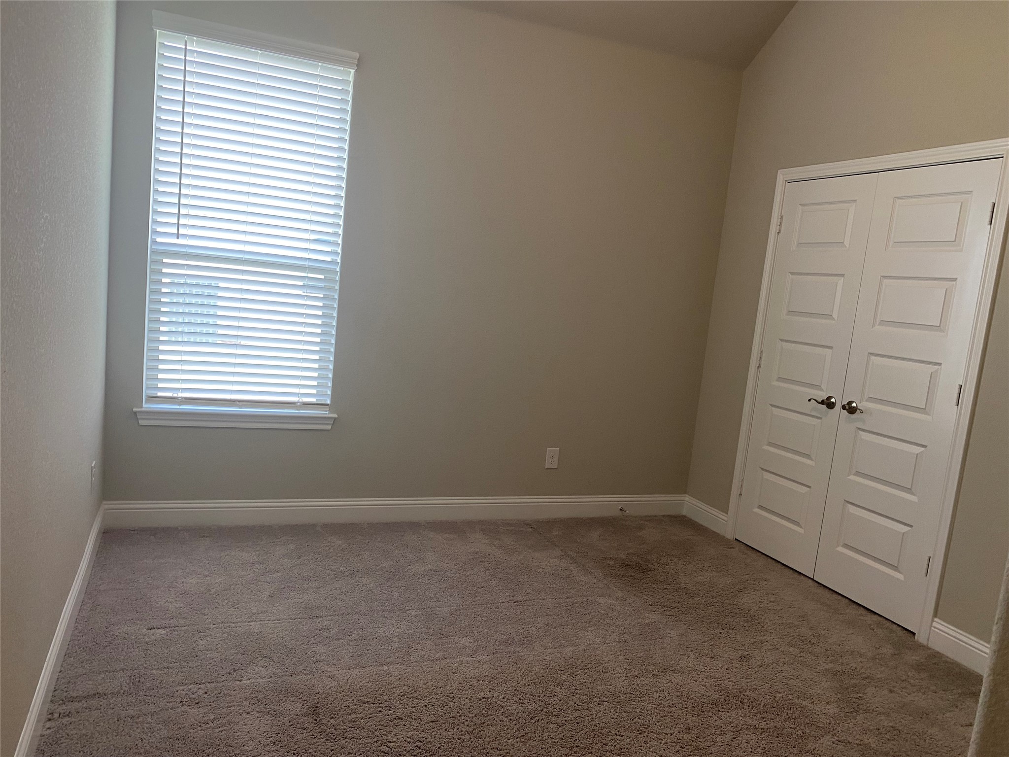 209 Johnson Street Granbury TX 76048