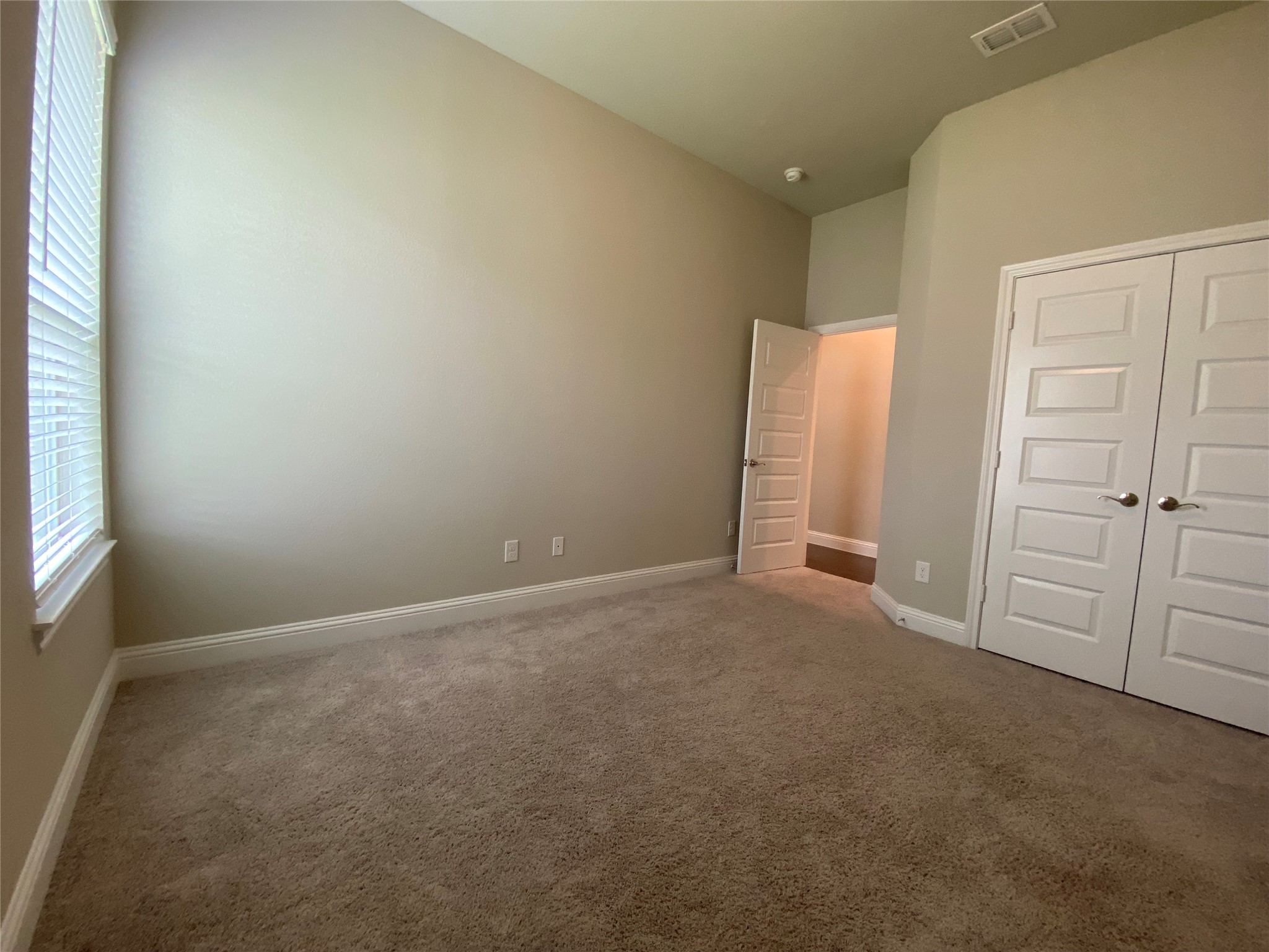 209 Johnson Street Granbury TX 76048