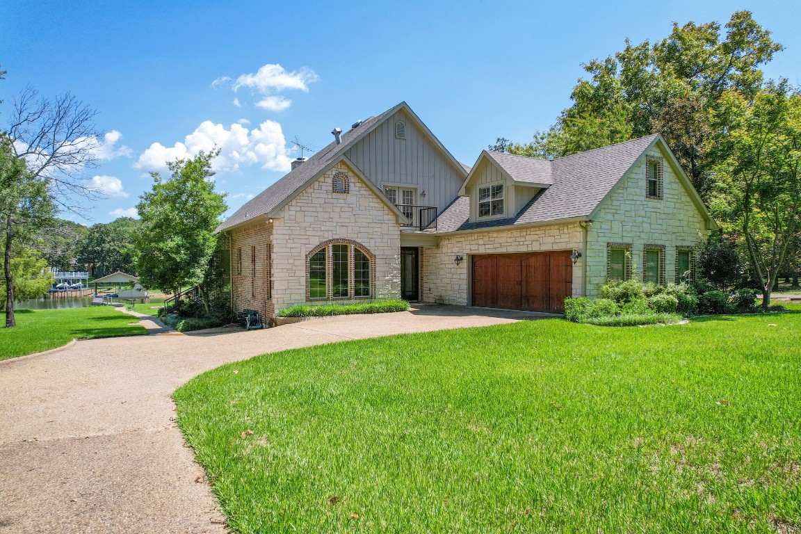 136 Stonewall Drive Streetman TX 75859