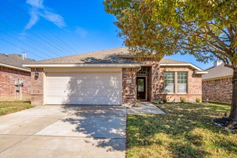 15516 Gatehouse Drive Fort Worth TX 76262