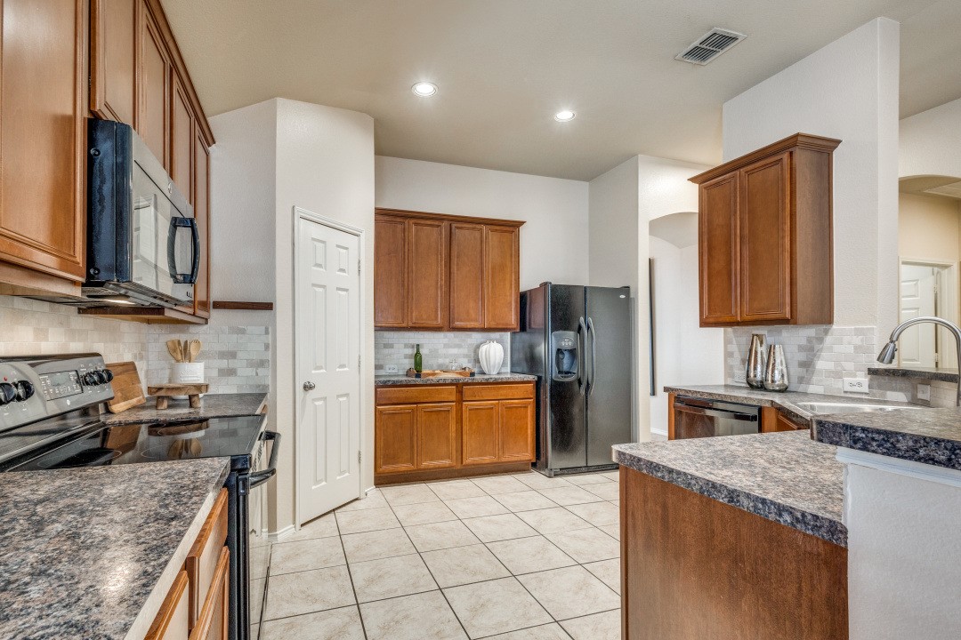 15516 Gatehouse Drive Fort Worth TX 76262