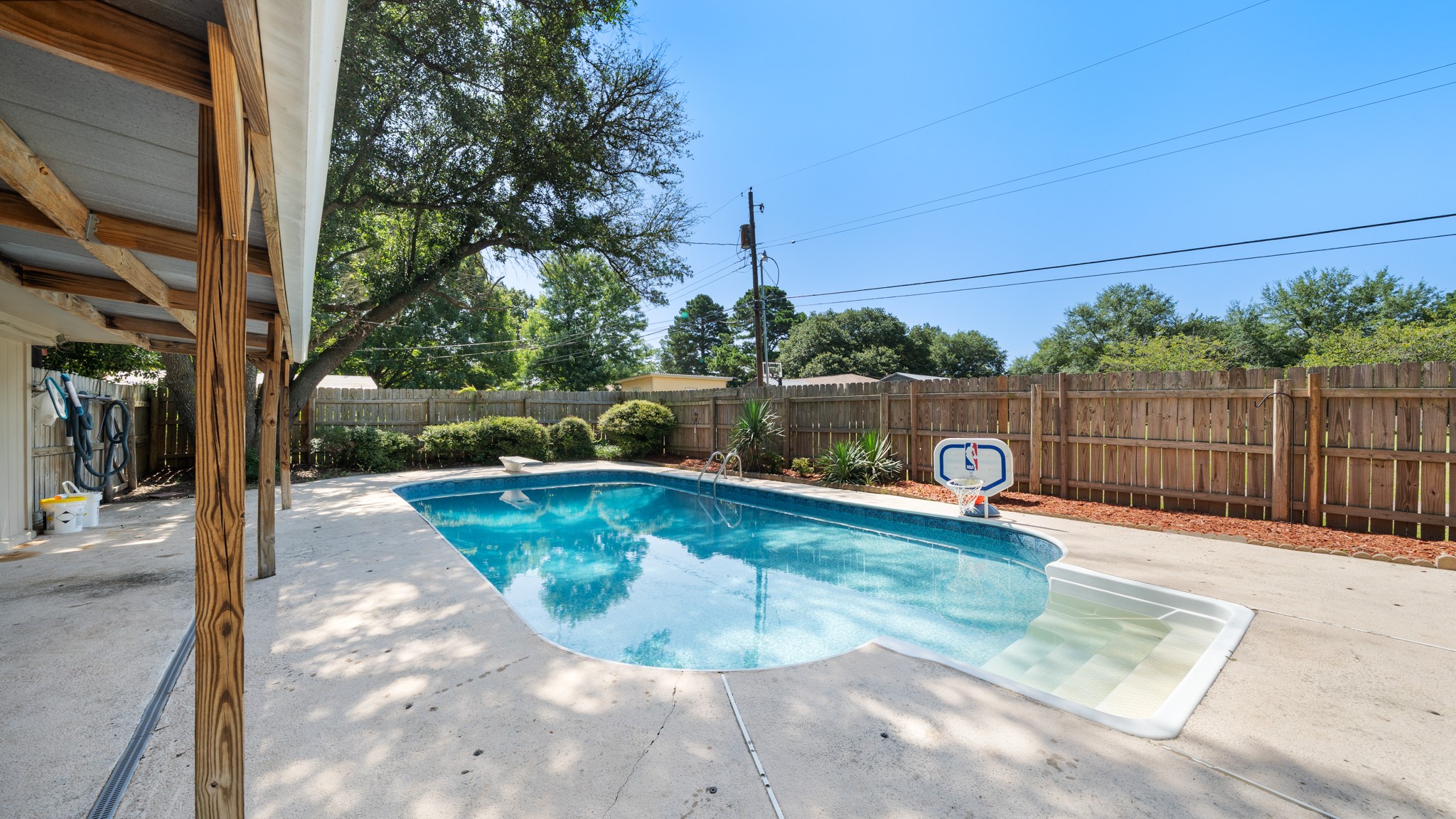 1399 Vz County Road 1803 Grand Saline TX 75140