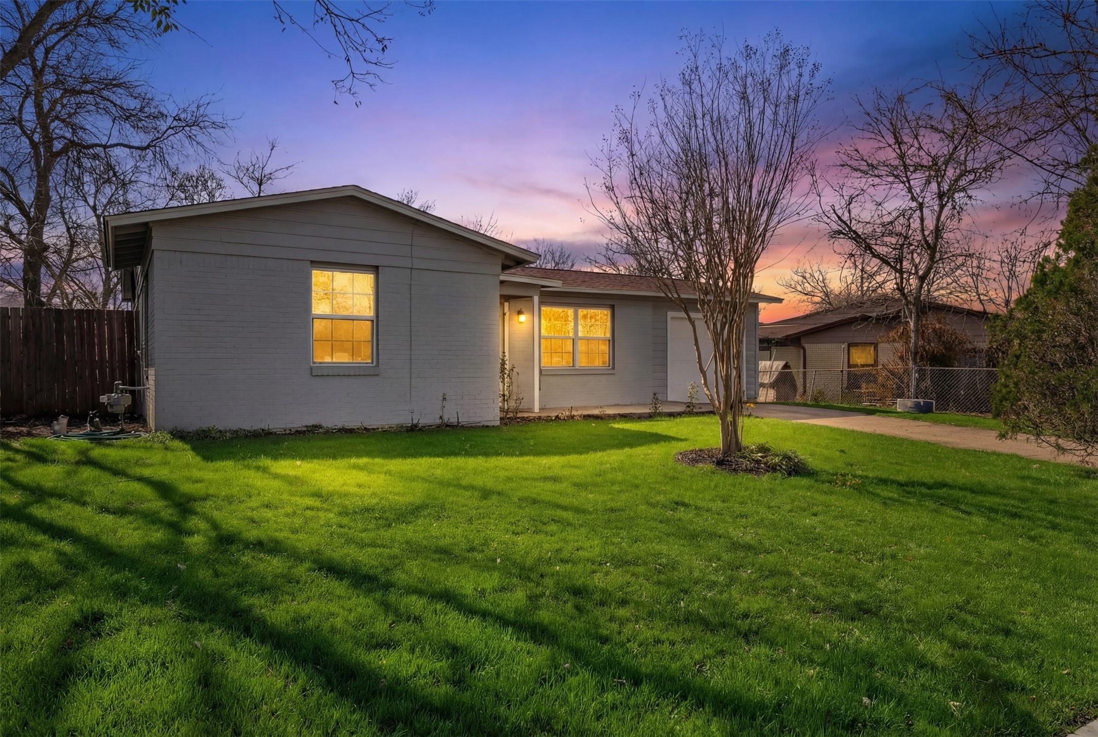 1112 E Mitchell Street Arlington TX 76010