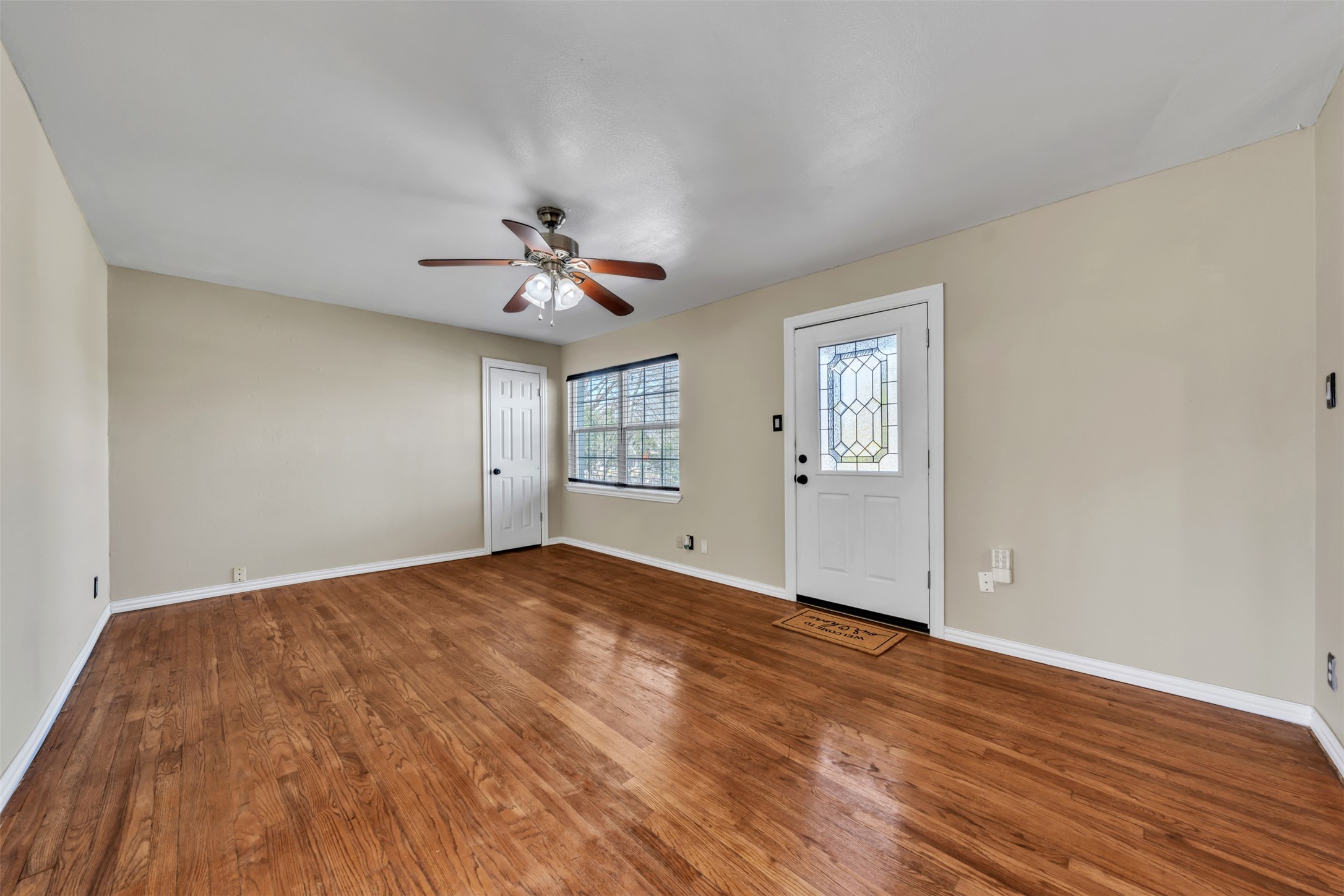 1112 E Mitchell Street Arlington TX 76010