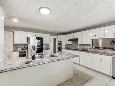 2613 Brookhaven Drive Denison TX 75020