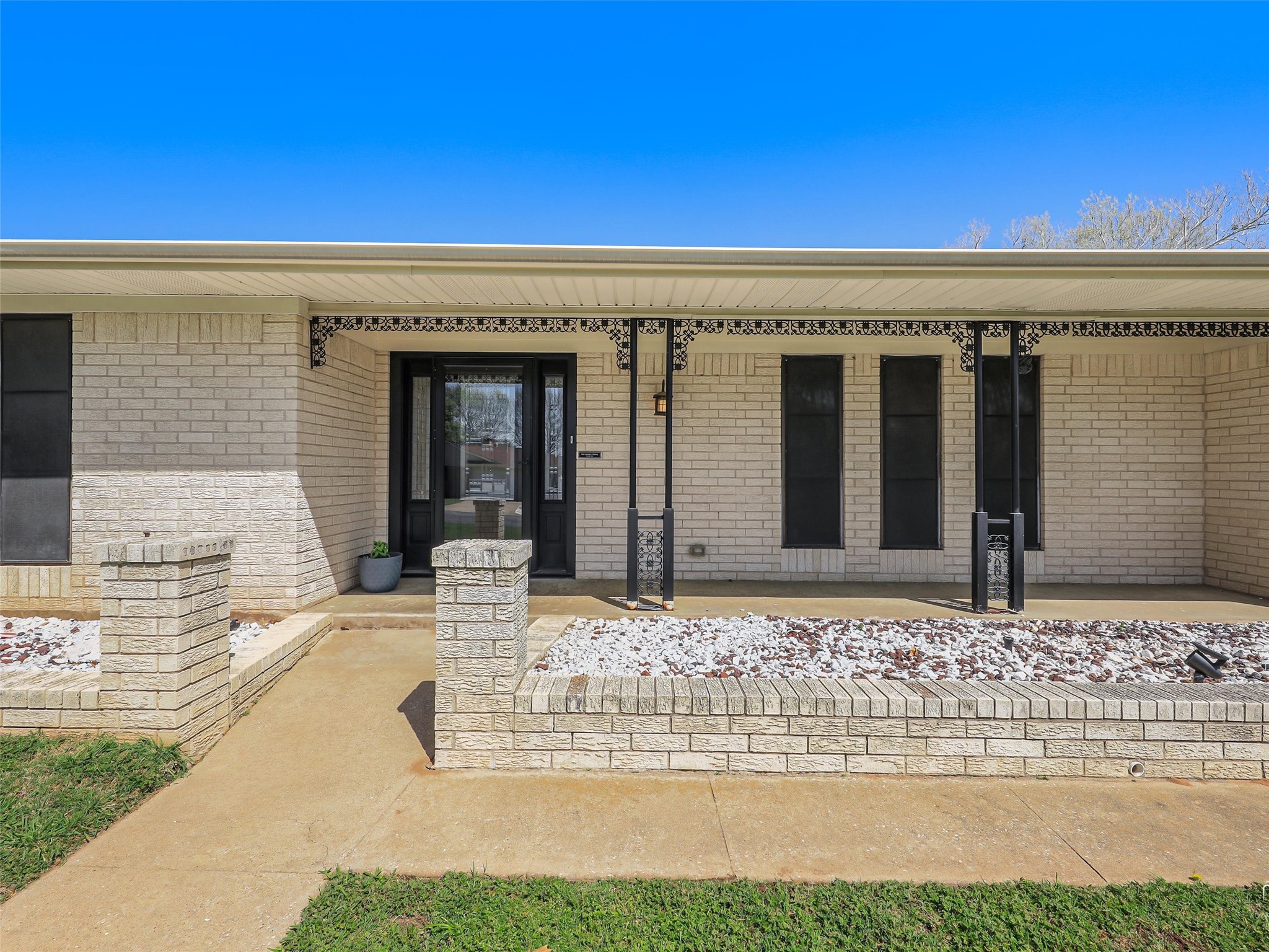 2613 Brookhaven Drive Denison TX 75020