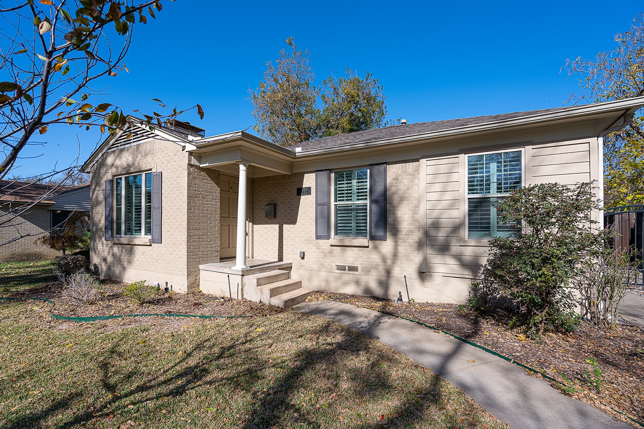 3757 Park Lane Dallas TX 75220