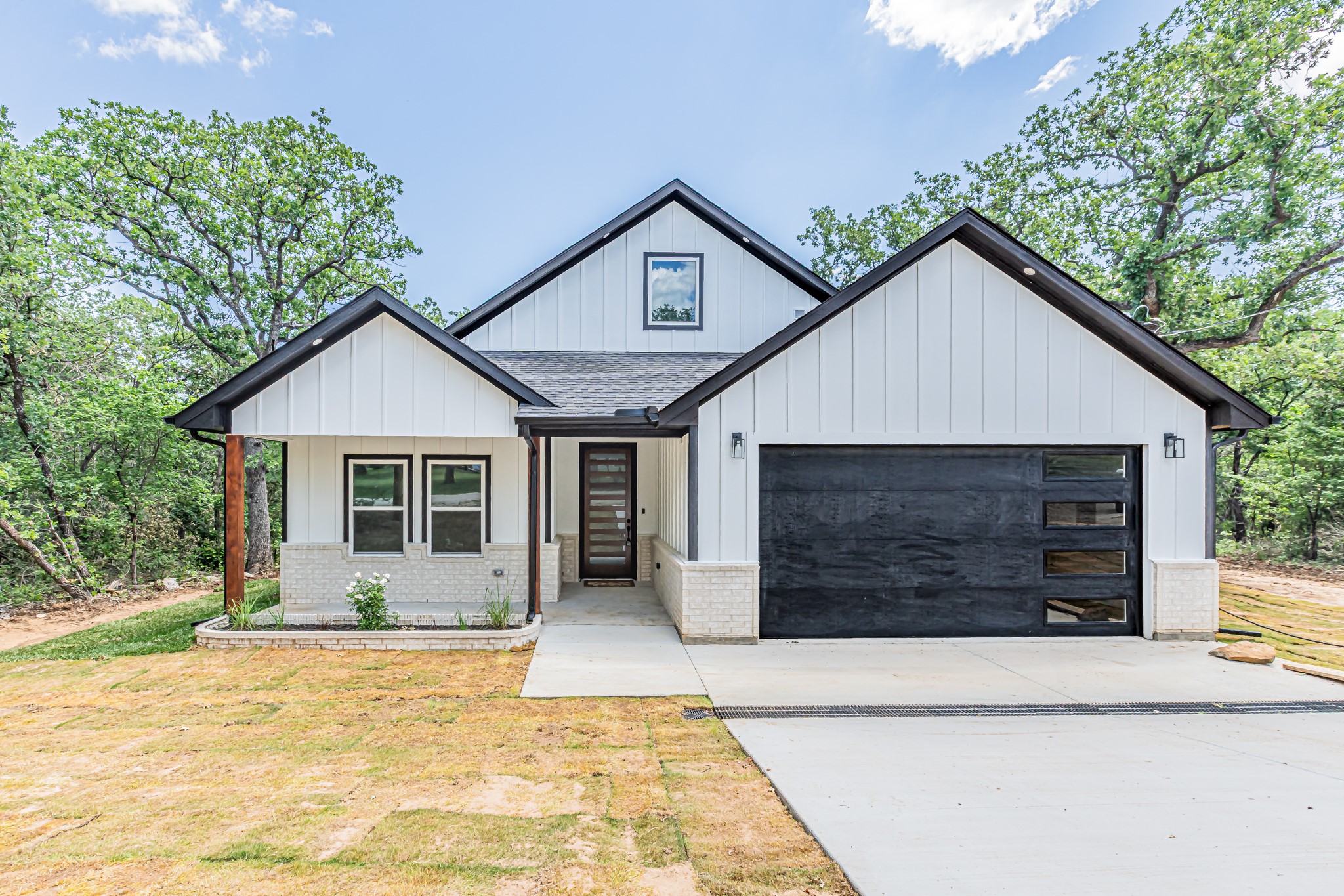 109 Gordons Circle Runaway Bay TX 76426