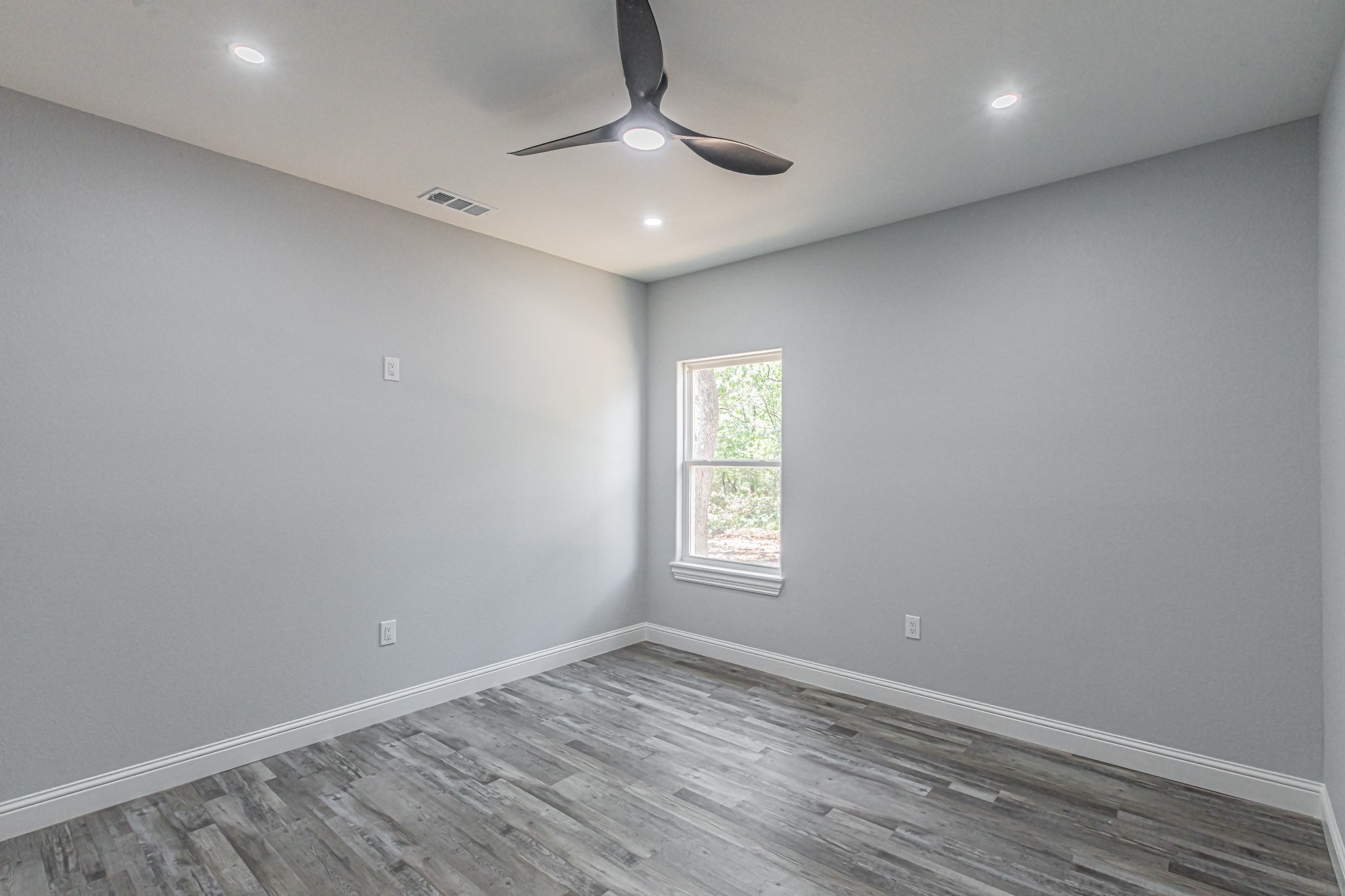 109 Gordons Circle Runaway Bay TX 76426