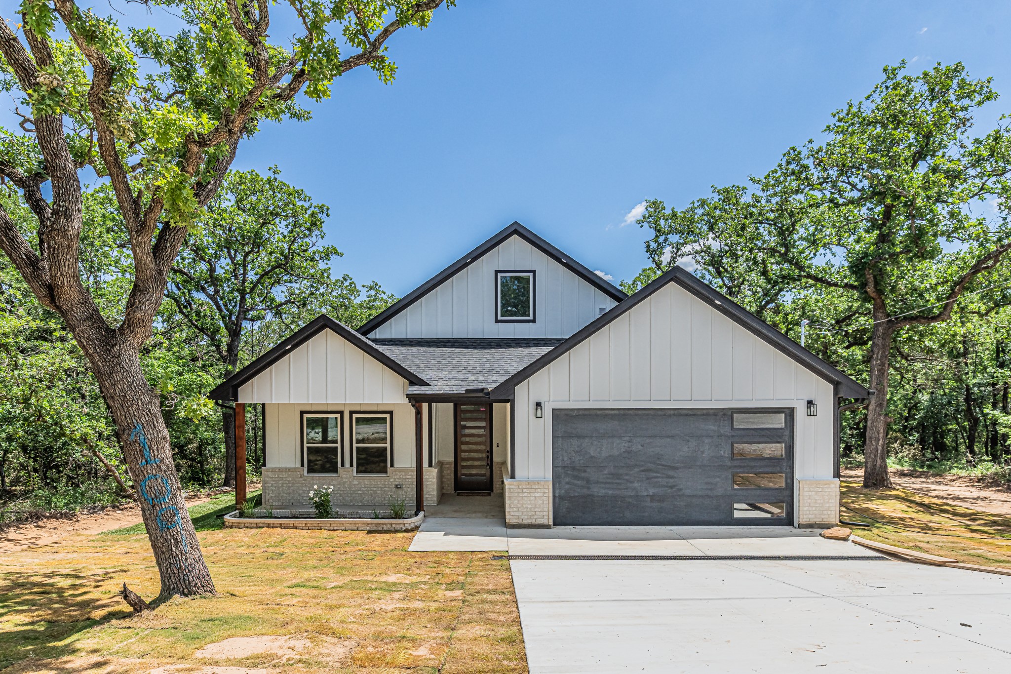109 Gordons Circle Runaway Bay TX 76426