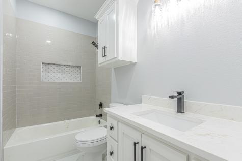 109 Gordons Circle Runaway Bay TX 76426