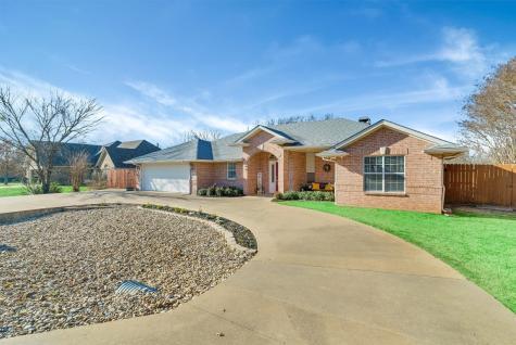 3002 Karen Way Granbury TX 76049