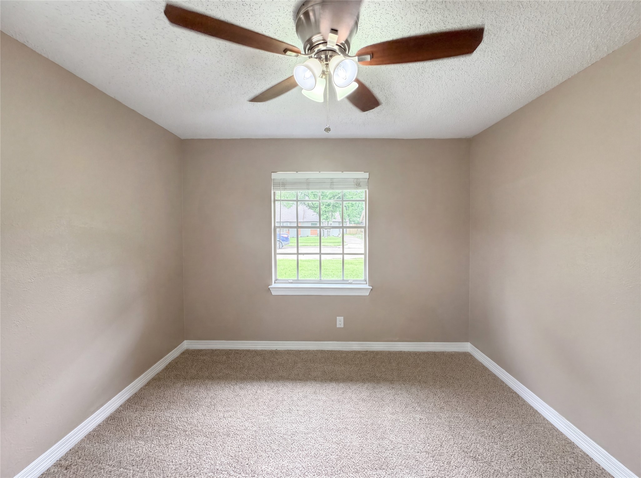 3255 Whitehall Drive Dallas TX 75229