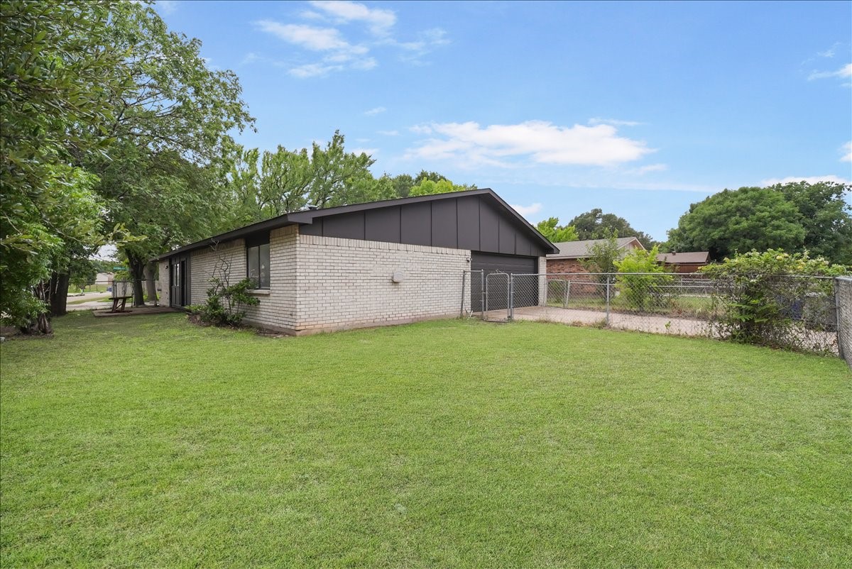 7101 Hardwood Trail Dallas TX 75249