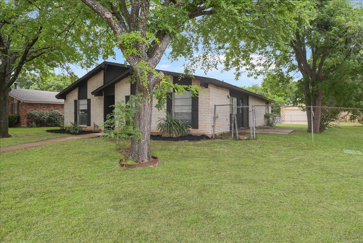 7101 Hardwood Trail Dallas TX 75249