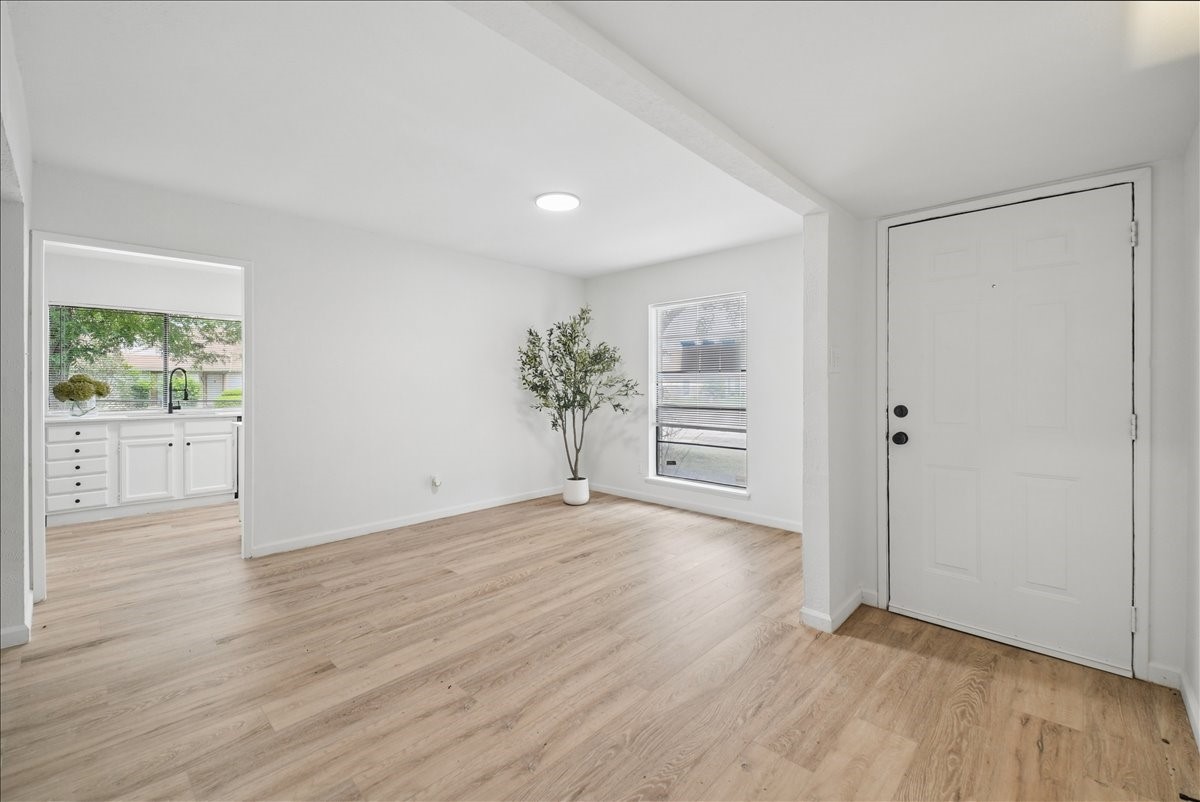 7101 Hardwood Trail Dallas TX 75249