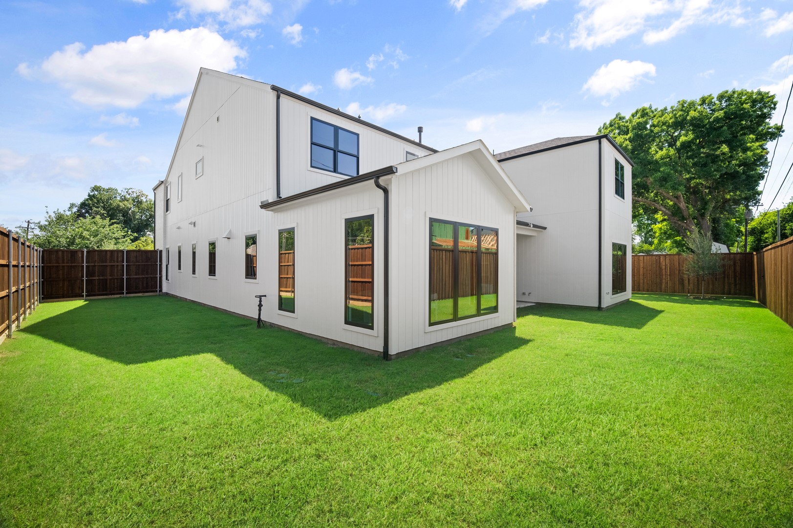 3989 Highgrove Drive Dallas TX 75220