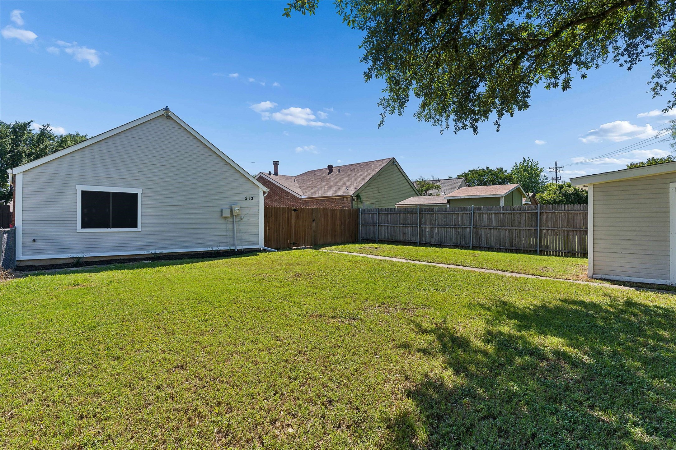 213 Teakwood Lane Lewisville TX 75067