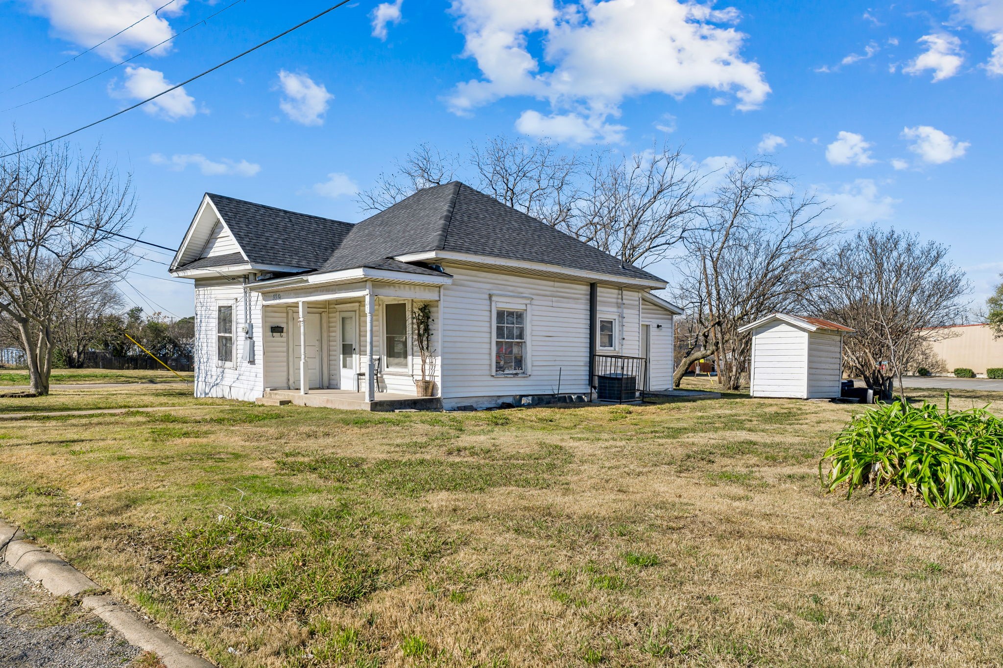 319 Mckinney Street Mesquite TX 75149